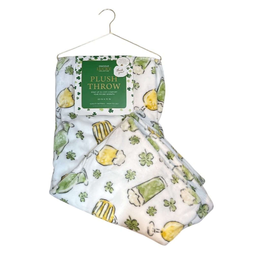 NEW Envogue LUCKY COLLECTION ST. PATRICK’S DAY Throw